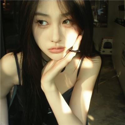 村主任和他的女友
